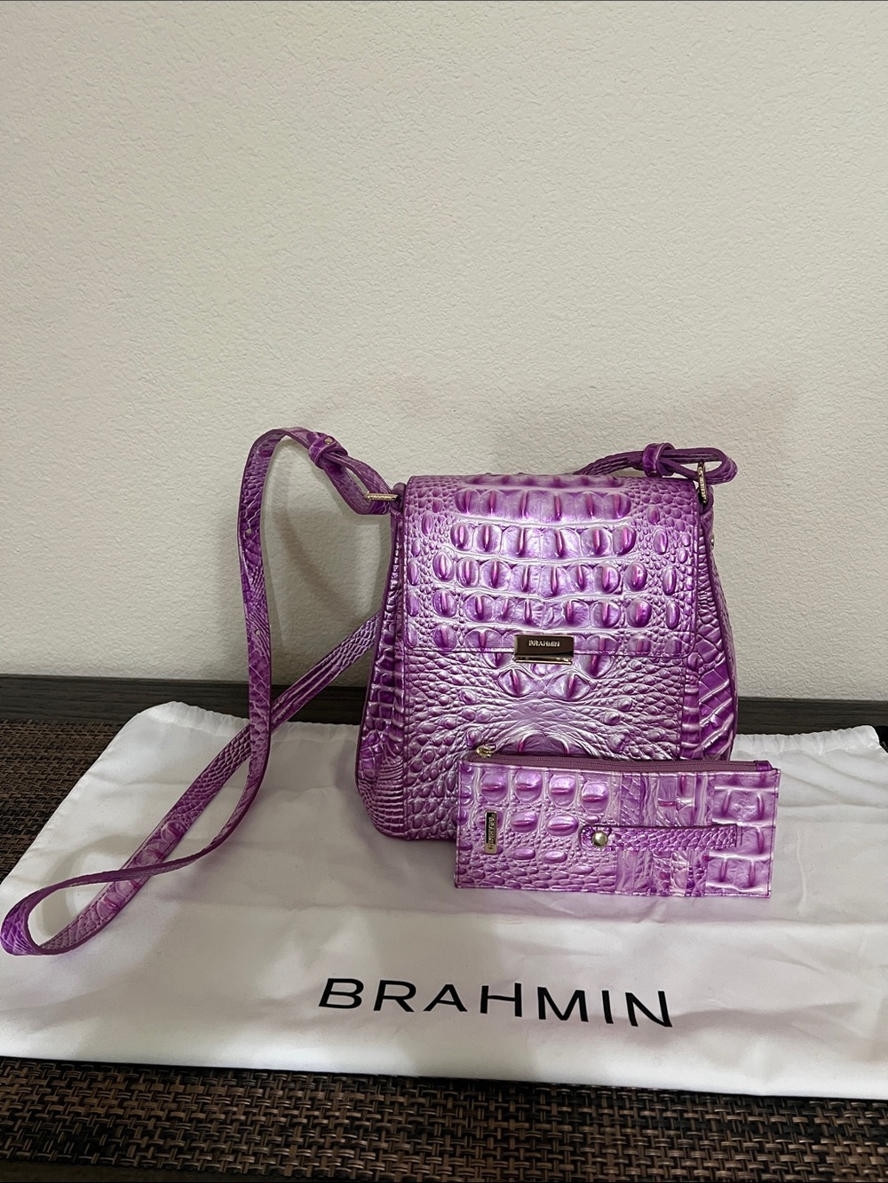 Brahmin Lilac Essence Melbourne w/ Credit Card Wallet